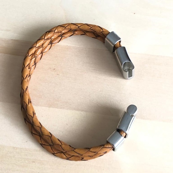 Stainless Steel Leather 8 in Bracelet - Picture 3 of 4